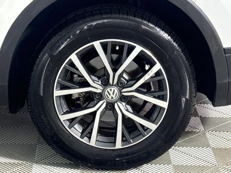 2019-Volkswagen-Tiguan-20-TDI-Comfortline-4Motion-Auto_18