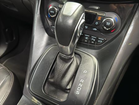 2015-Ford-Kuga-20-EcoBoost-Titanium-AWD-Auto_11