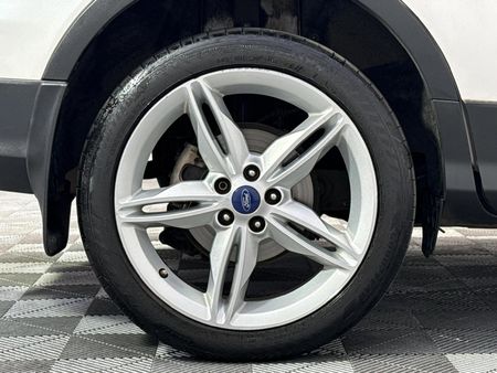 2015-Ford-Kuga-20-EcoBoost-Titanium-AWD-Auto_19