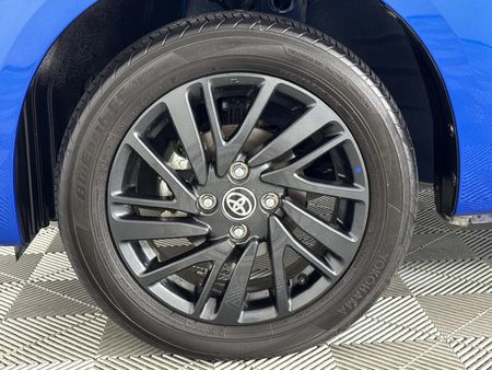 2024-Toyota-Vitz-10-XR-AMT_15
