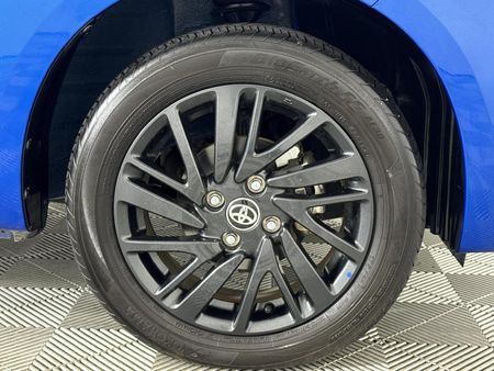 2024-Toyota-Vitz-10-XR-AMT_16