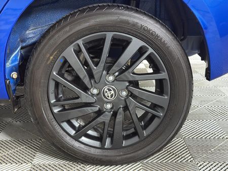 2024-Toyota-Vitz-10-XR-AMT_17