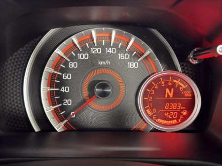 2024-Toyota-Vitz-10-XR-AMT_7