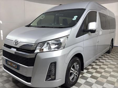 2022-Toyota-Quantum-28-GL-Auto-14-Seater_0
