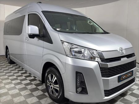 2022-Toyota-Quantum-28-GL-Auto-14-Seater_2