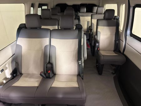 2022-Toyota-Quantum-28-GL-Auto-14-Seater_8