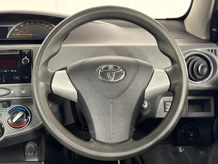 2019-Toyota-Etios-15-XS-5-dr_12