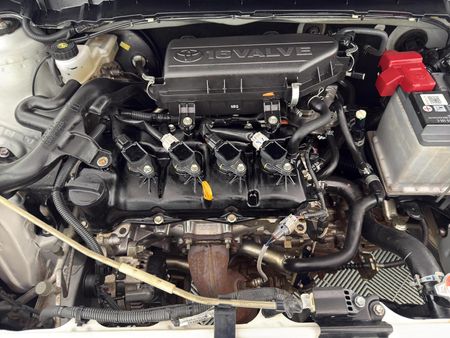 2019-Toyota-Etios-15-XS-5-dr_13