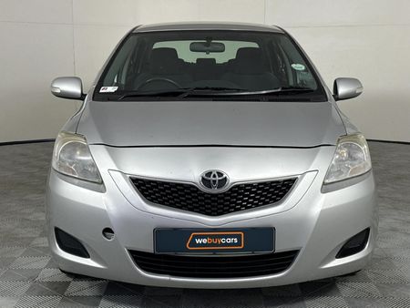2012-Toyota-Yaris-Zen3_1