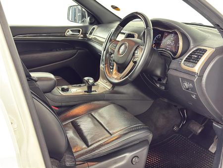 2015-Jeep-Grand-Cherokee-30-V6-CRD-Overland_10