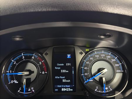 2024-Toyota-Hilux-28-GD-6-Raised-Body-Legend-RS-4x4-Auto-Double-Cab_7