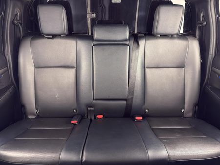 2024-Toyota-Hilux-28-GD-6-Raised-Body-Legend-RS-4x4-Auto-Double-Cab_8