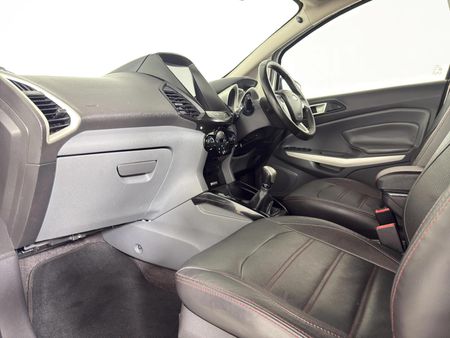 2015-Ford-EcoSport-15-TDCi-Titanium_9