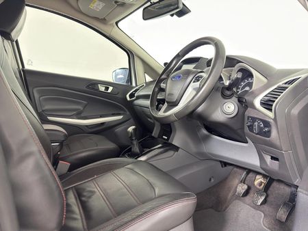 2015-Ford-EcoSport-15-TDCi-Titanium_10