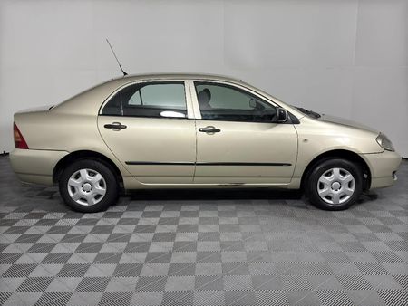 2007-Toyota-Corolla-140i-GLE_3