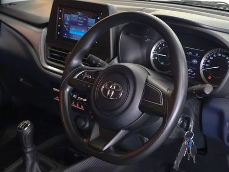 2026-Toyota-Starlet-15-XI_17