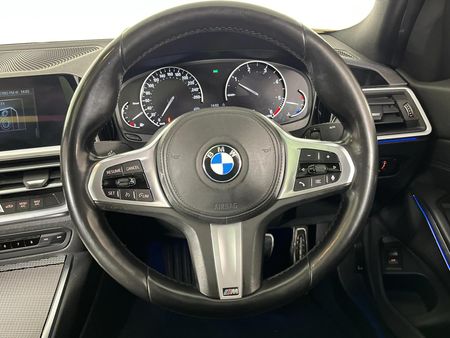 2019-BMW-3-Series-320d-M-Sport-Launch-Edition_13
