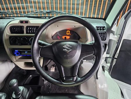 2025-Suzuki-Eeco-12-Panel-Van_9