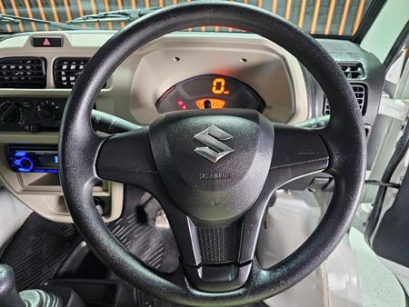 2025-Suzuki-Eeco-12-Panel-Van_10