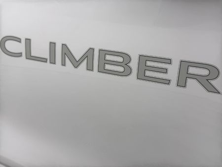 2023-Renault-Kwid-10-Climber-Auto_12