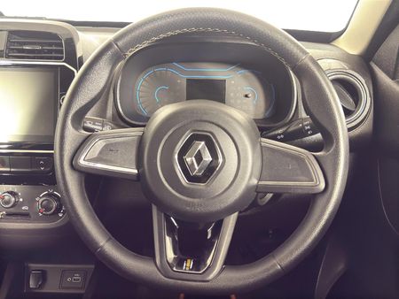 2023-Renault-Kwid-10-Climber-Auto_13