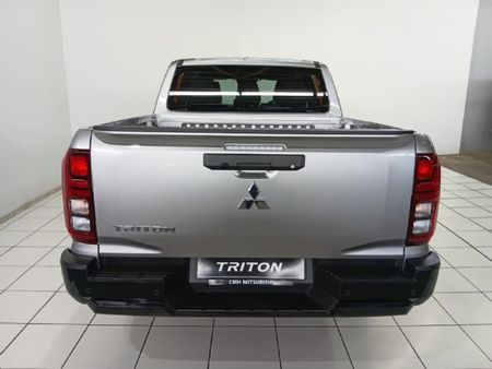 2026-Mitsubishi-Triton-24-Di-DC-GLS-4x4-Double-Cab-Auto_4