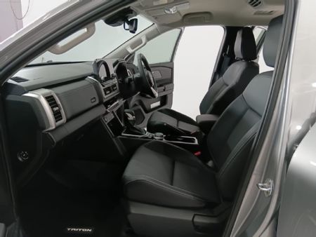 2026-Mitsubishi-Triton-24-Di-DC-GLS-4x4-Double-Cab-Auto_6