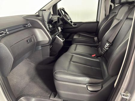 2024-Hyundai-Staria-22d-Executive-Auto_9