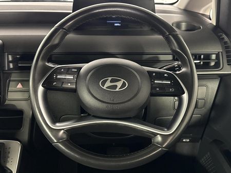 2024-Hyundai-Staria-22d-Executive-Auto_12