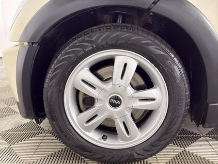 2006-MINI-Hatch-Cooper_14
