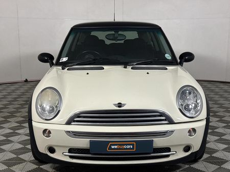 2006-MINI-Hatch-Cooper_1