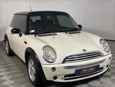2006-MINI-Hatch-Cooper_2