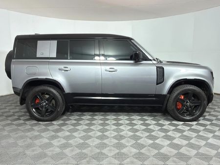 2020-Land-Rover-Defender-110-P400-X-294kW_3