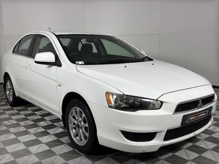 2011-Mitsubishi-Lancer-20-GLS_2