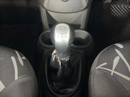 2016-Chevrolet-Spark-12-Campus_11