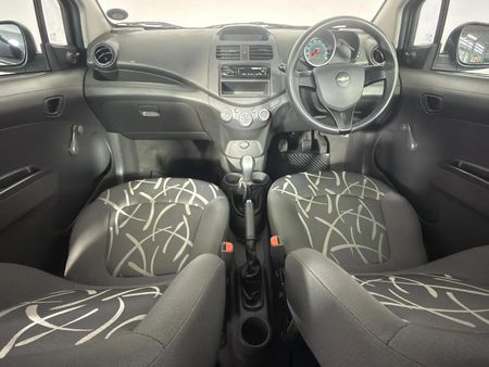 2016-Chevrolet-Spark-12-Campus_6