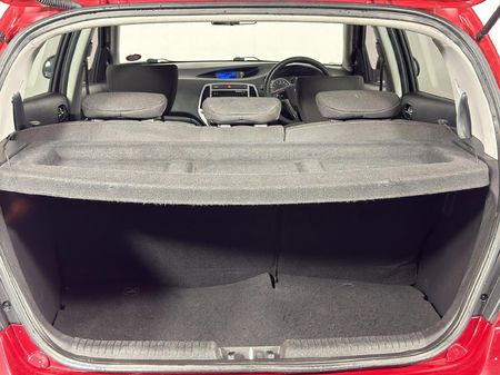 2014-Hyundai-i20-12-Motion_14