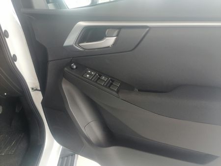 2026-Isuzu-D-Max-19-DDI-HR-LS-Auto-Double-Cab_12