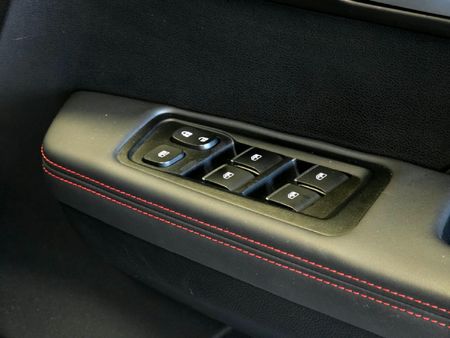 2025-JAC-T9-20-CTI-Super-Lux-Auto-Double-Cab_18
