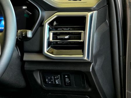 2025-JAC-T9-20-CTI-Super-Lux-Auto-Double-Cab_21