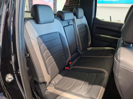 2026-Volkswagen-Amarok-30-TDI-V6-184kW-4Motion-Aventura-Auto-Double-Cab_15