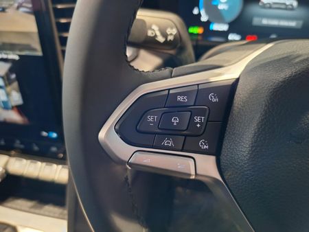 2026-Volkswagen-Amarok-30-TDI-V6-184kW-4Motion-Aventura-Auto-Double-Cab_21