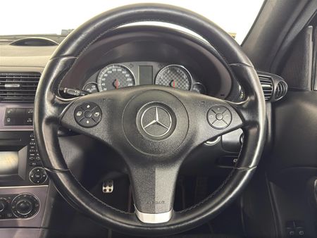 2010-Mercedes-Benz-CLC-200K_11