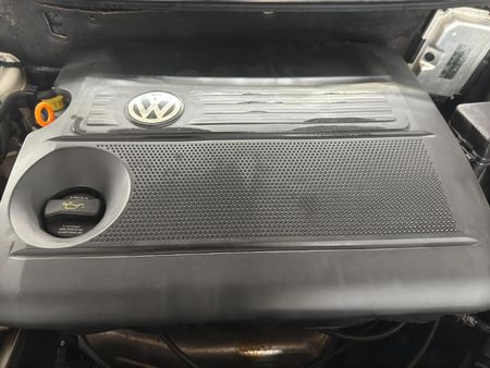 2009-Volkswagen-Polo-16-Comfortline-SE_12