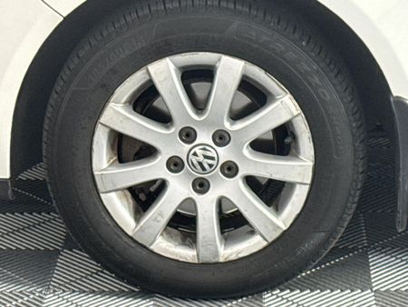2009-Volkswagen-Polo-16-Comfortline-SE_13