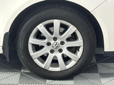 2009-Volkswagen-Polo-16-Comfortline-SE_14