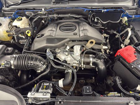 2023-Volkswagen-Amarok-30-TDI-V6-184kW-4Motion-Aventura-Auto-Double-Cab_16