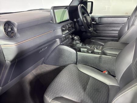 2025-Toyota-Land-Cruiser-Prado-VX-R-28GD-Auto_9