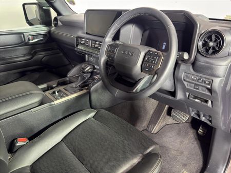 2025-Toyota-Land-Cruiser-Prado-VX-R-28GD-Auto_10