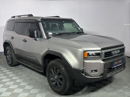 2025-Toyota-Land-Cruiser-Prado-VX-R-28GD-Auto_2